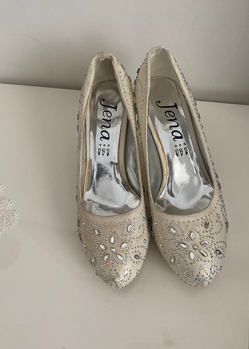 Diğer Dantel İşlemeli Beyaz Stiletto Gelin Ayakkabısı