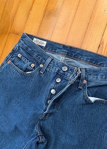 Levis Düğmeli Kadın Kot Pantolon - Görsel 2