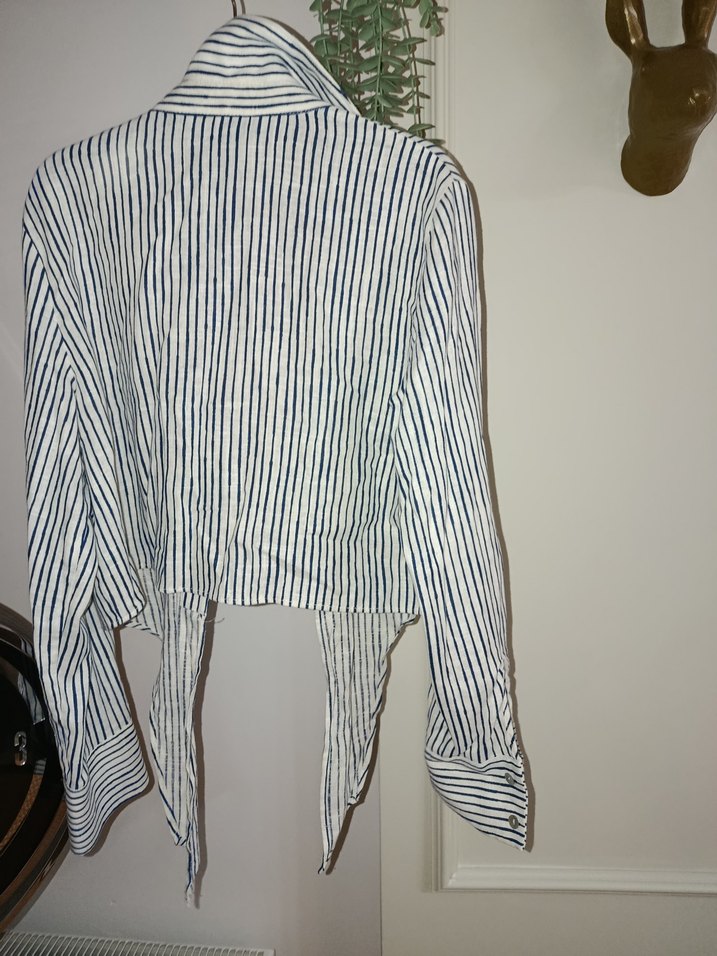 Düğmeli Çizgili Beyaz Denim Kadın Gömlek - Görsel 3