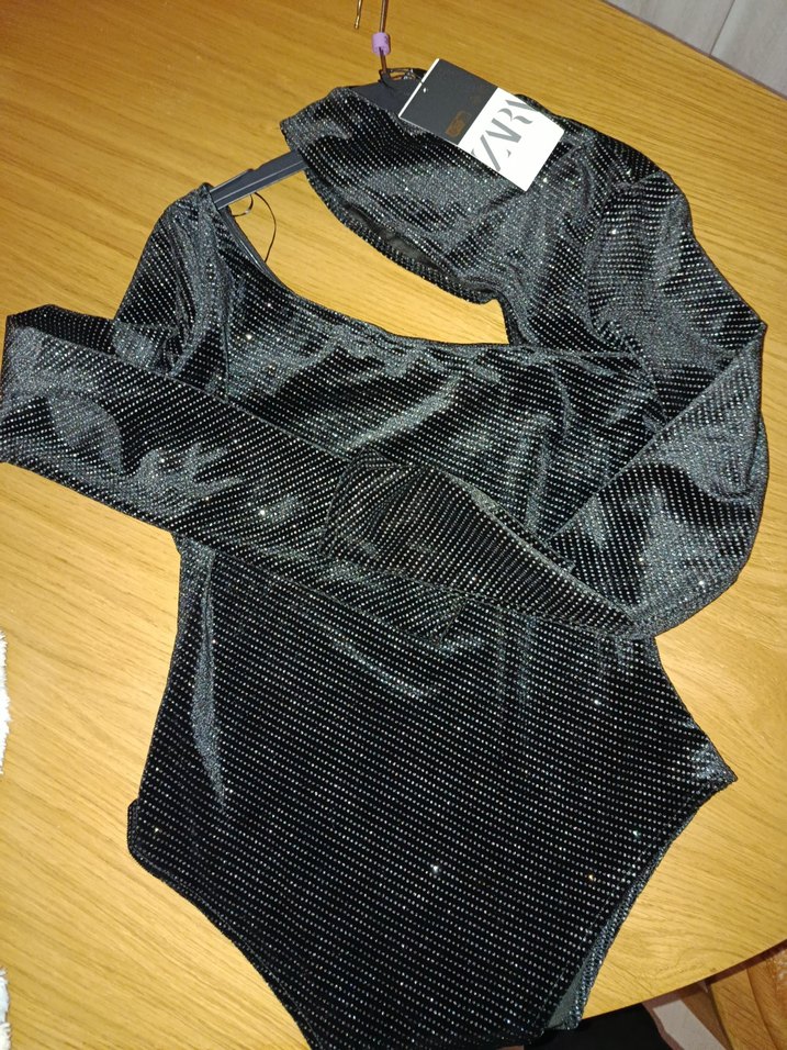 Siyah Payetli V Yaka Uzun Kollu Bluz - Görsel 3