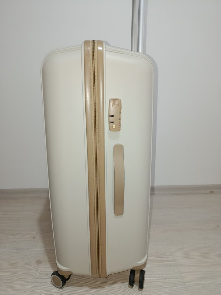 Beyaz Modern Klasik Erkek Bavulu - Görsel 3