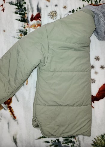 Gri Kapüşonlu Kadın Kışlık Mont - Görsel 4