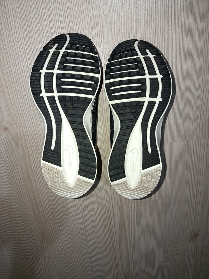 Bayan  Siyah Beyaz Bağcıklı Spor Ayakkabı - Görsel 5