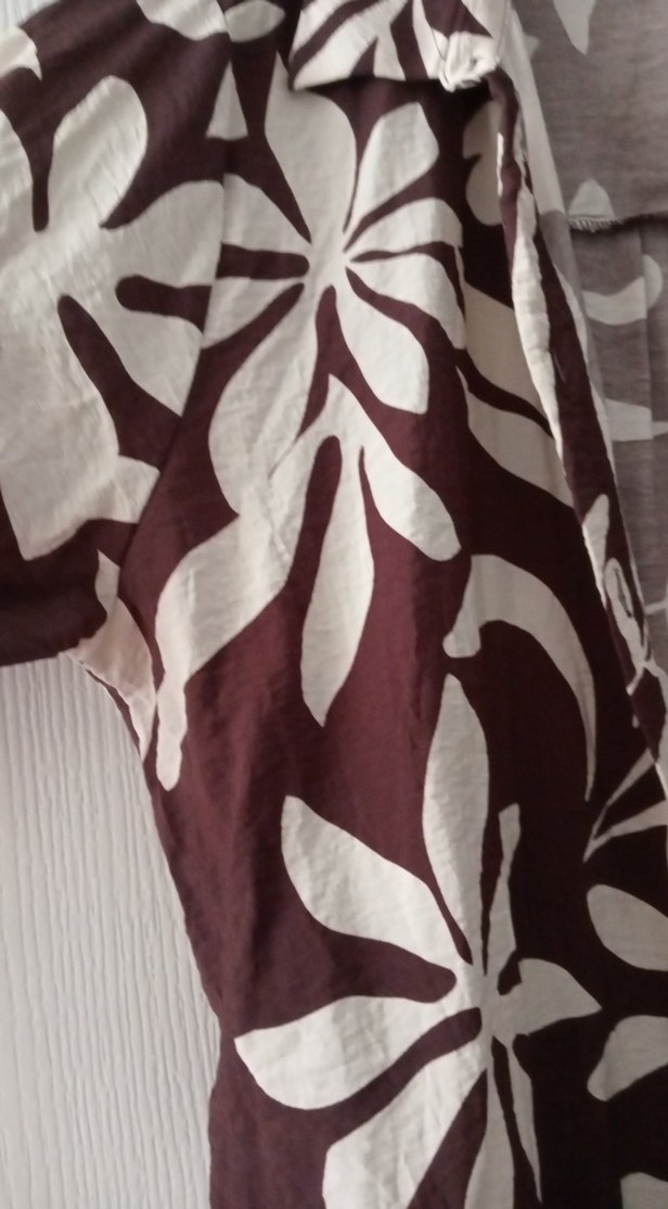 kahve  gömlek  44  LC Waikiki büyük oluyor 48 50 Rahat olur - Görsel 2