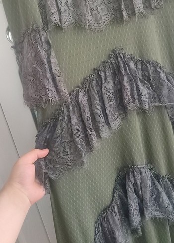 Fırfırlı Straplez Uzun Khaki Elbise - Görsel 2