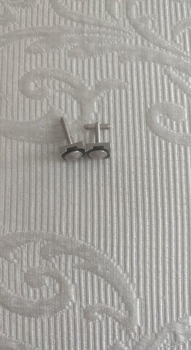 Gri Minimalist Erkek Kol Düğmesi - Görsel 2