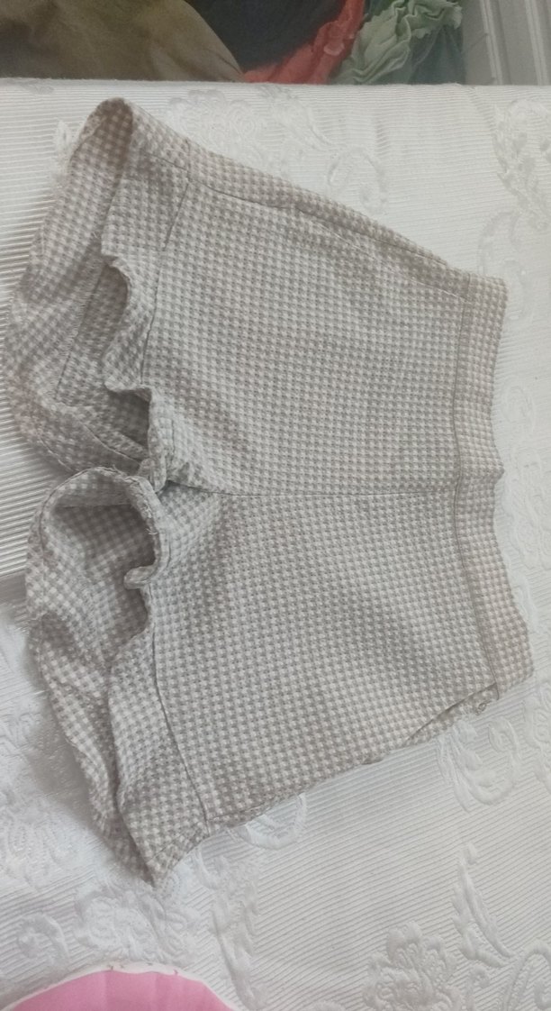 Kadın Gri Keten Mini Şort Fırfırlı - Görsel 2