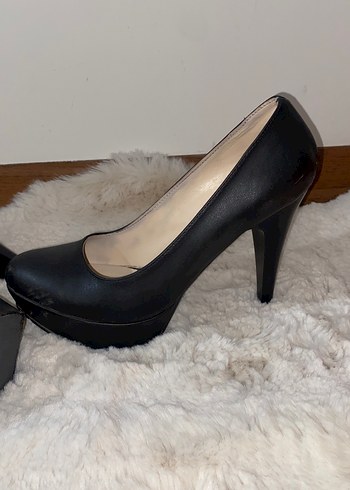 Diğer Diger Siyah Deri Topuklu Kadın Stiletto