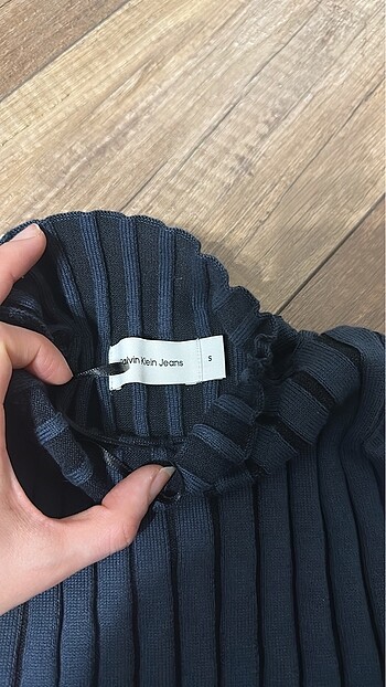 calvin klein boğazlı badi