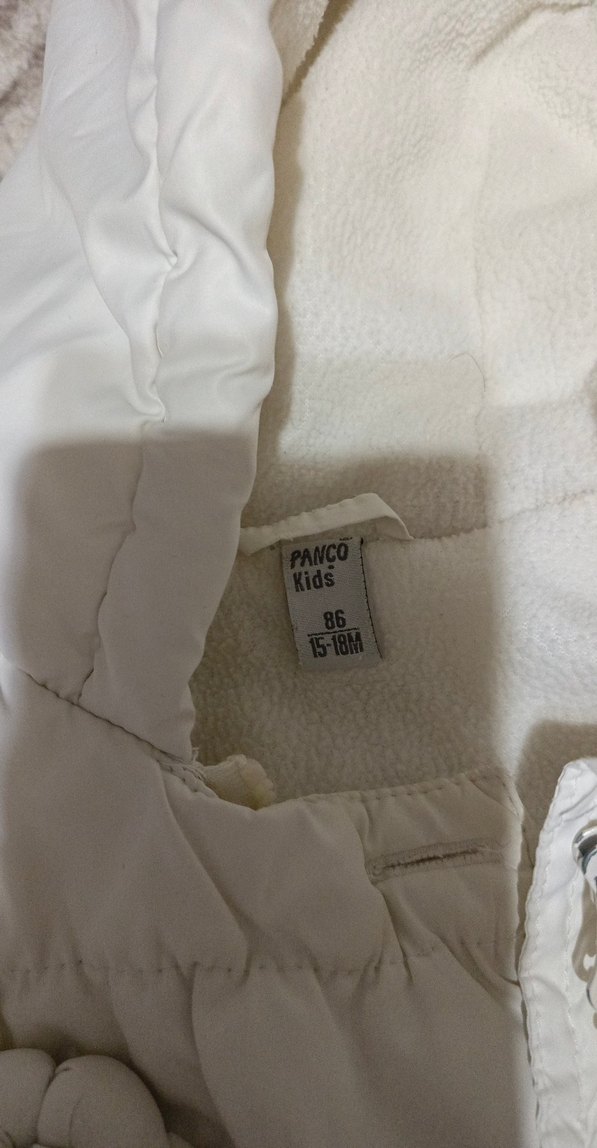 Kapüşonlu Beyaz Kız Bebek Tulumu - Görsel 2