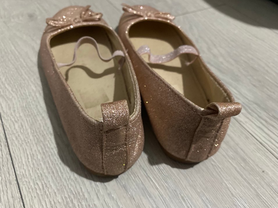 Bej Parlak Tokalı Kız Babet Ayakkabı - Görsel 2