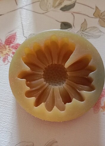 Silikon mum kalıp
