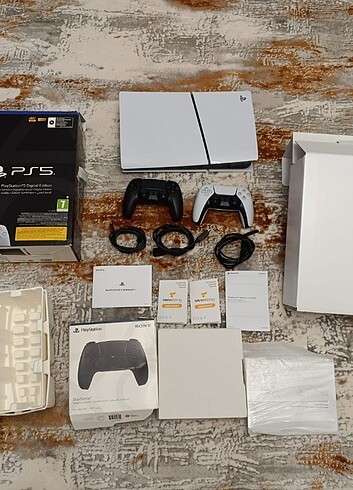 PLAYSTATİON 5 DİJİTAL SÜRÜM SLİM  - Görsel 2