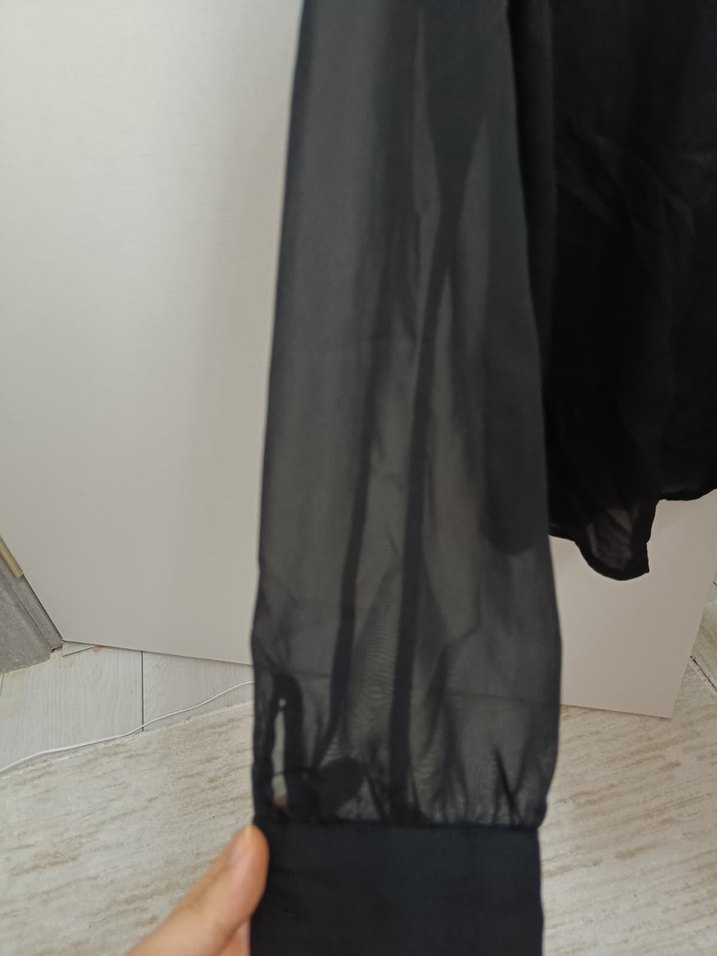 Siyah Düğmeli Kadın Gömlek - Görsel 5