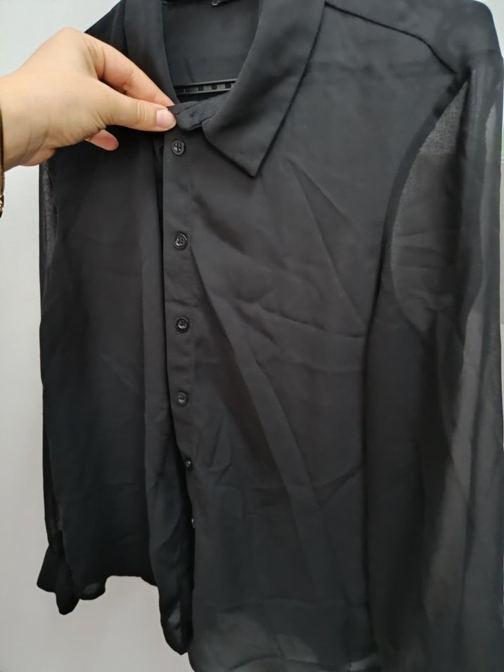 Siyah Düğmeli Kadın Gömlek - Görsel 2