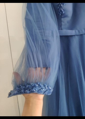 Uzun Kollu Mavi İşlemeli Abiye Elbise - Görsel 4