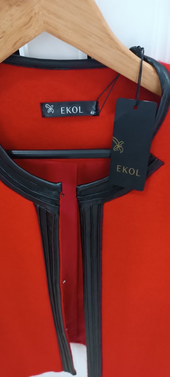 EKOL marka 42 beden kısa KABAN - Görsel 3