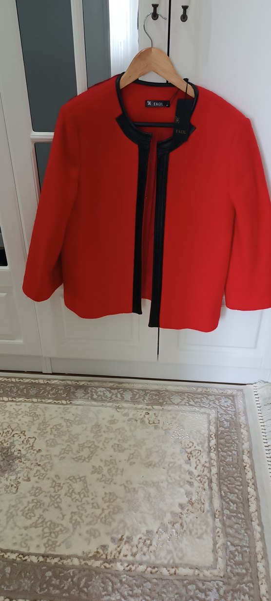 EKOL marka 42 beden kısa KABAN - Görsel 2