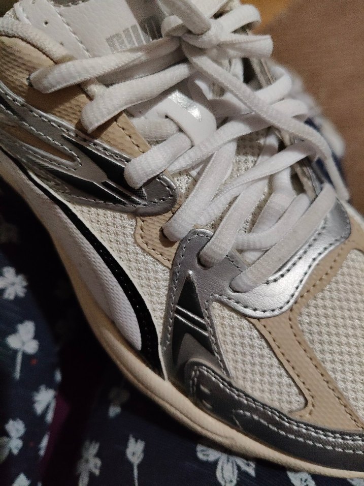 Beyaz Gri Bağcıklı Kadın Spor Ayakkabı - Görsel 3