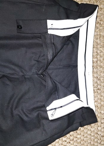 Siyah Kadın Midi Kumaş Pantolon - Görsel 3