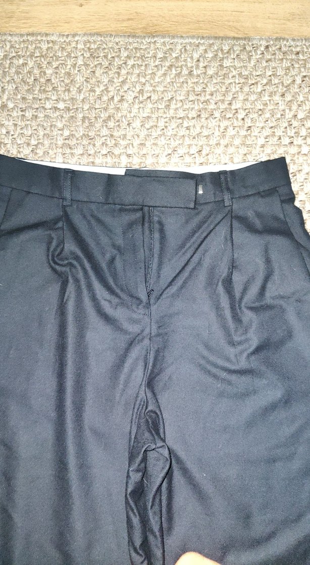 Siyah Kadın Midi Kumaş Pantolon - Görsel 4