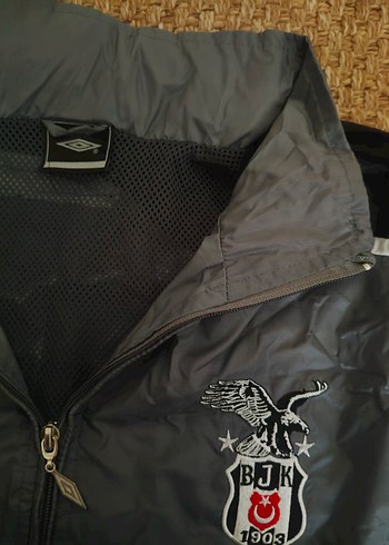 Gri Kapüşonlu Erkek Rüzgarlıkorjinal mont - Görsel 2