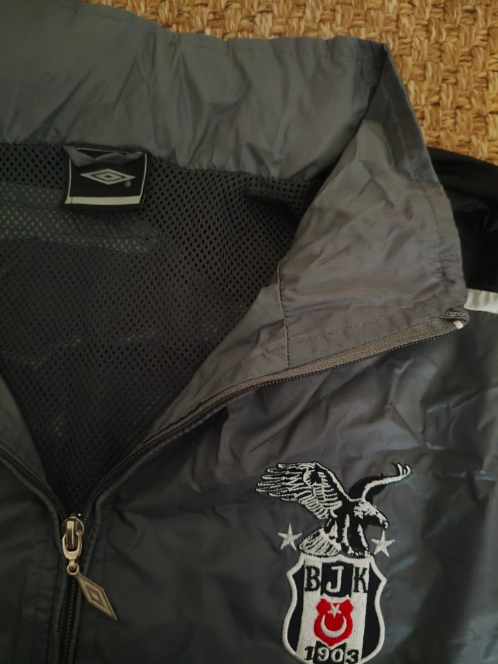 Gri Kapüşonlu Erkek Rüzgarlıkorjinal mont - Görsel 2