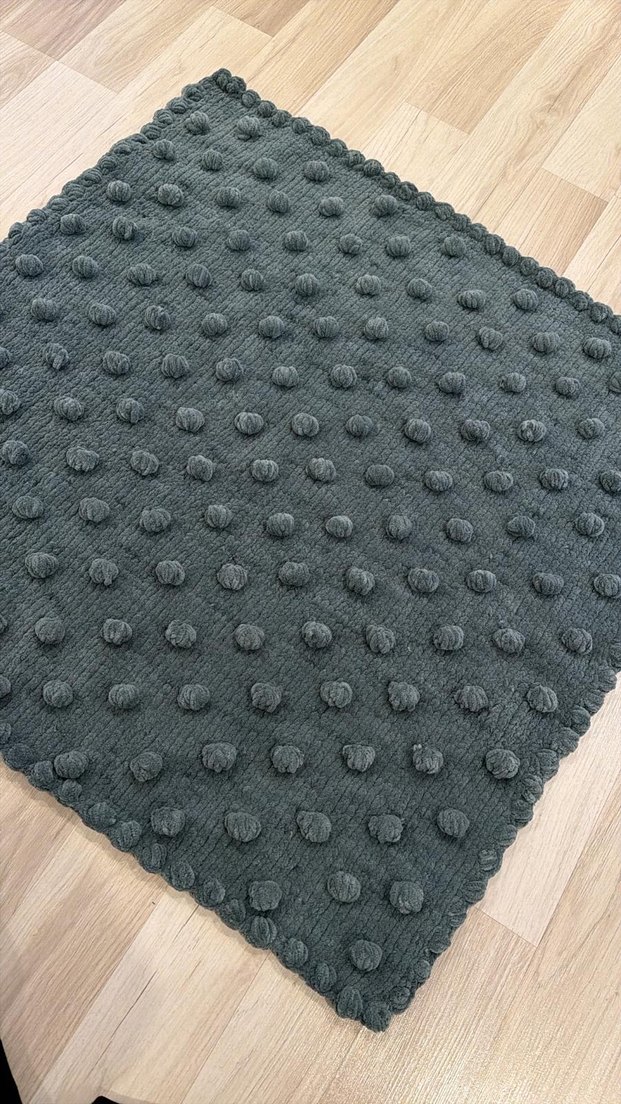 Gri Nakışlı Örgü Bebek Battaniyesi - Görsel 4