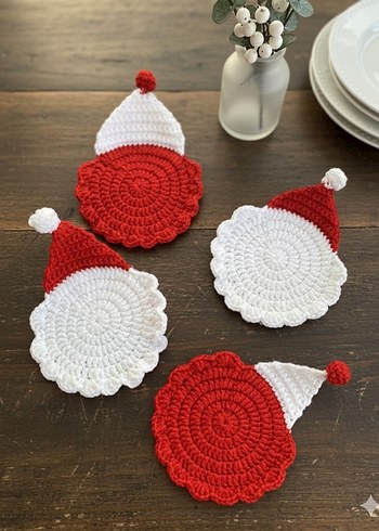 Bohem Tarzda Örgü Noel Baba Bardak Altlıkları - Görsel 2