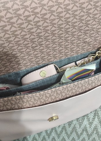 Bej Zincir Detaylı Modern Klasik Kadın Çanta - Görsel 3