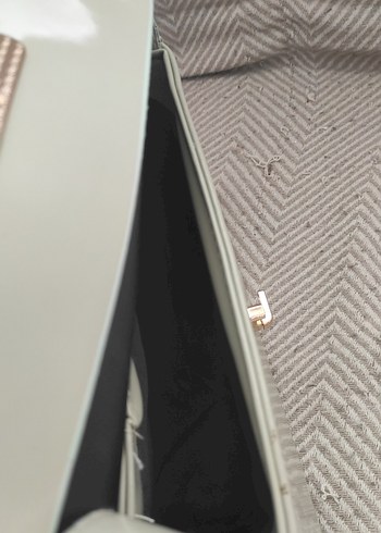 Klasik yeşil Deri Kadın Çanta - Görsel 3