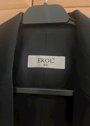 Ekol Siyah Düğmeli Kadın Blazer Ceket