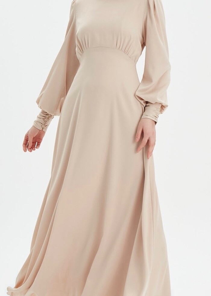 Birgül bektaş tesettür abiye elbise - Görsel 2