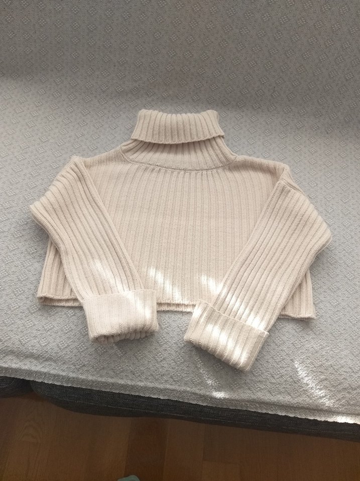 Trendyol Bej crops Boğazlı Fitilli Kazak - Görsel 2