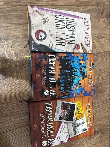 düşman okullar 3 kitap