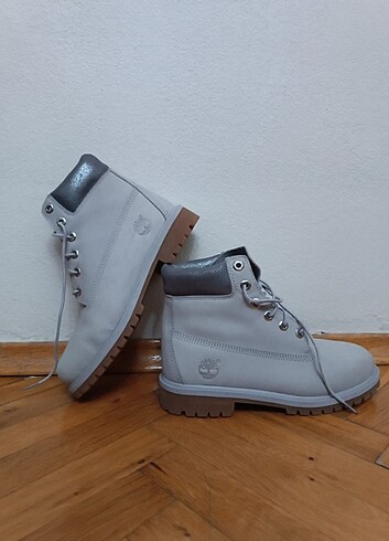 Timberland Timberland Bot