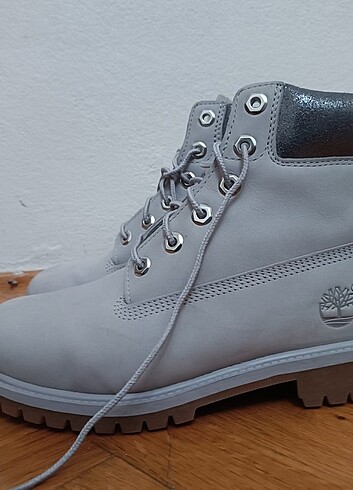 38 Beden Timberland Bot