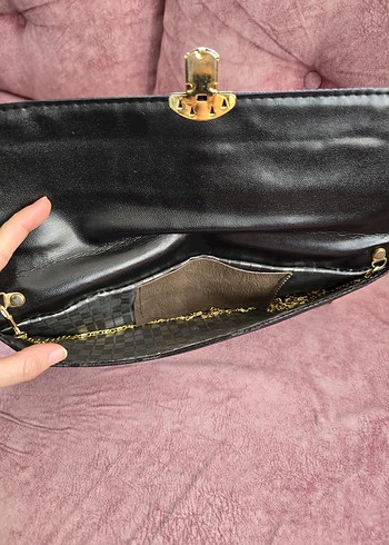 Siyah Deri Tokalı Kadın Portföy Çanta - Görsel 3