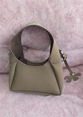 Bej Süet Zincir Detaylı Kadın Çanta - Görsel 2