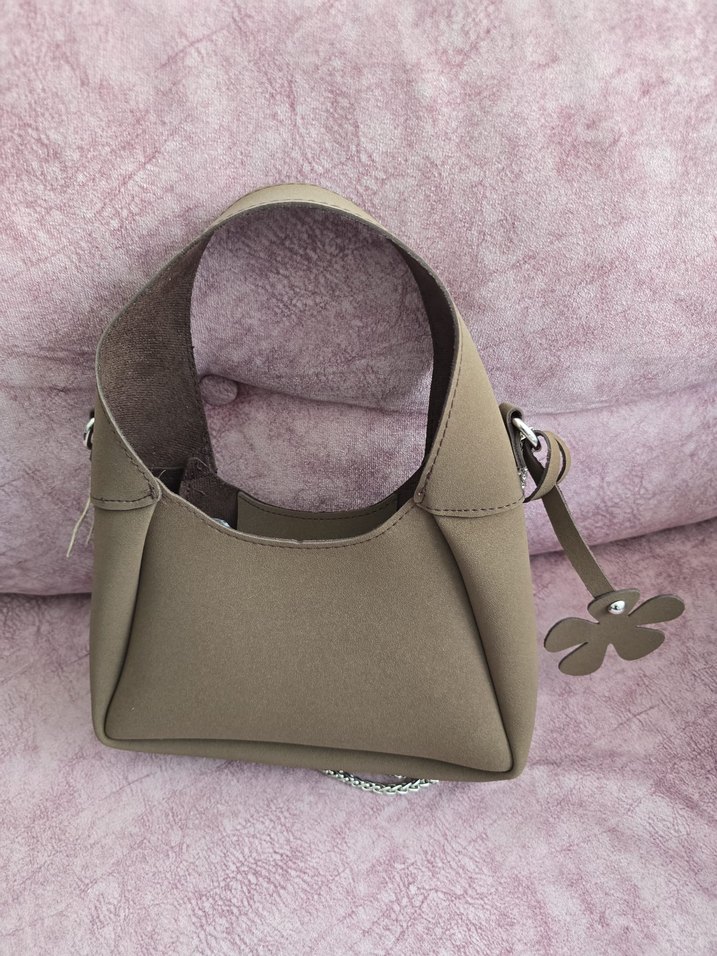 Bej Süet Zincir Detaylı Kadın Çanta - Görsel 2