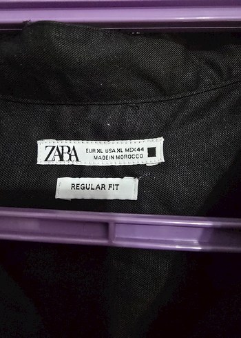 Siyah Düğmeli Uzun Kollu Erkek Gömlek - Görsel 3