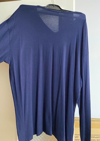 Nakışlı V Yaka Lacivert Kadın Bluz - Görsel 3