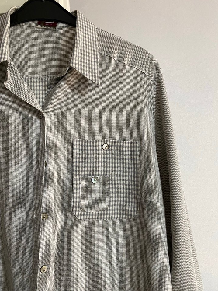 Gri Düğmeli Uzun Kollu Keten Gömlek - Görsel 3