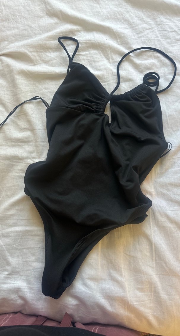 Siyah İnce Askılı Kadın Mayo - Görsel 3