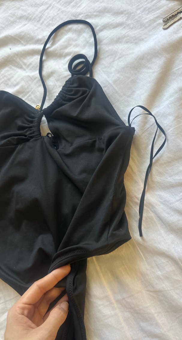 Siyah İnce Askılı Kadın Mayo - Görsel 4