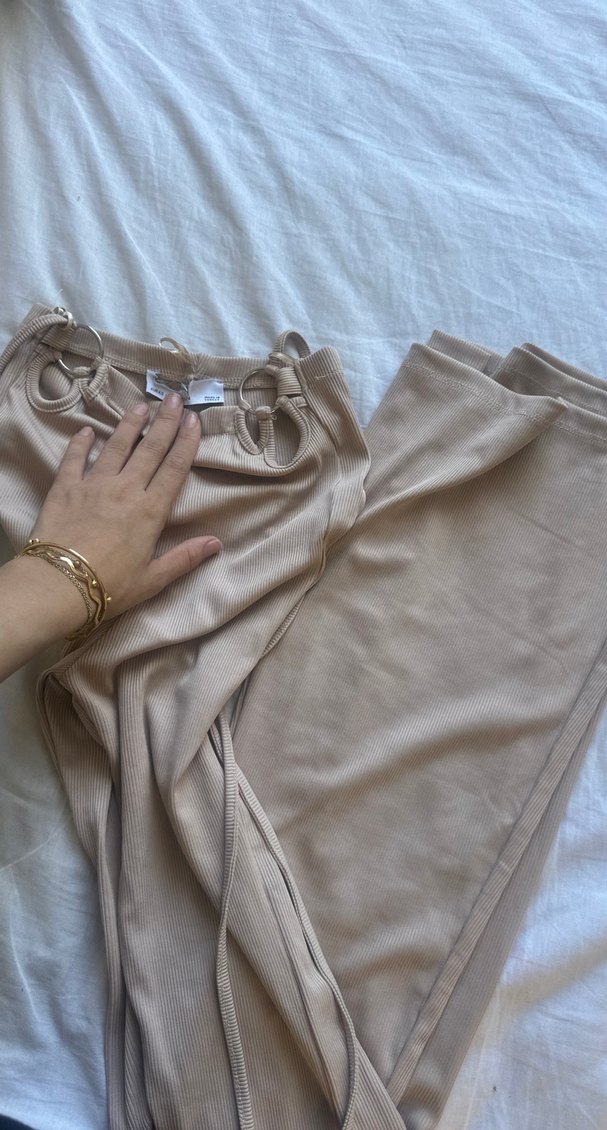 Bej Kemer Detaylı Kadın Kumaş Pantolon - Görsel 3