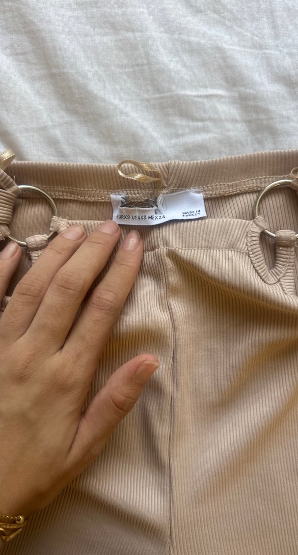 Bej Kemer Detaylı Kadın Kumaş Pantolon - Görsel 2