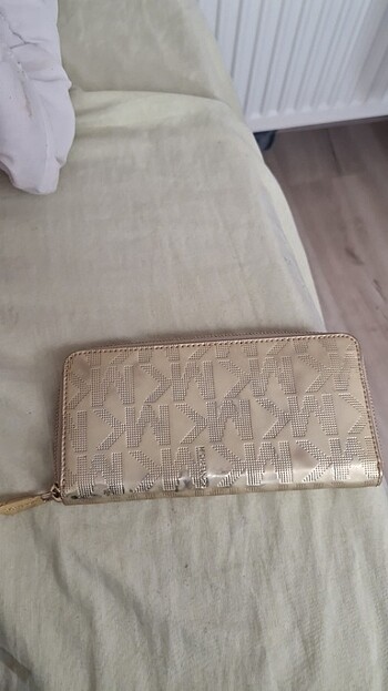 Michael Kors Michael Kors Metallic Gold Mirror Signature PVC Zip Around Walle