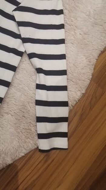 m Beden beyaz Renk Siyah beyaz yatay çizgili bluz