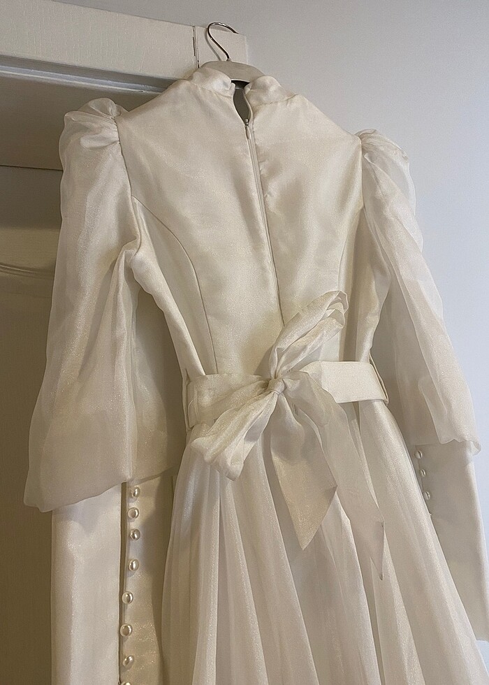 Zarif Tertemiz Tarlatansız Gelinlik - Görsel 3